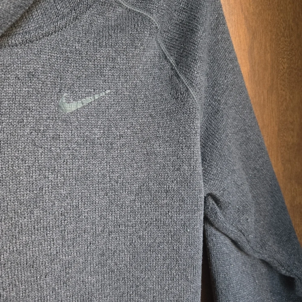 Nike therma fit grey hoodie